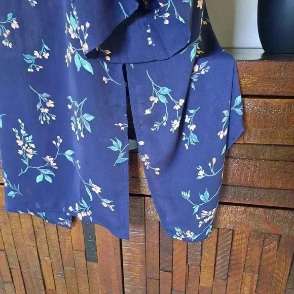 New Tahari Floral Open Top Kimono Style Blue Small Medium Lightweight Shirt - Picture 12 of 16
